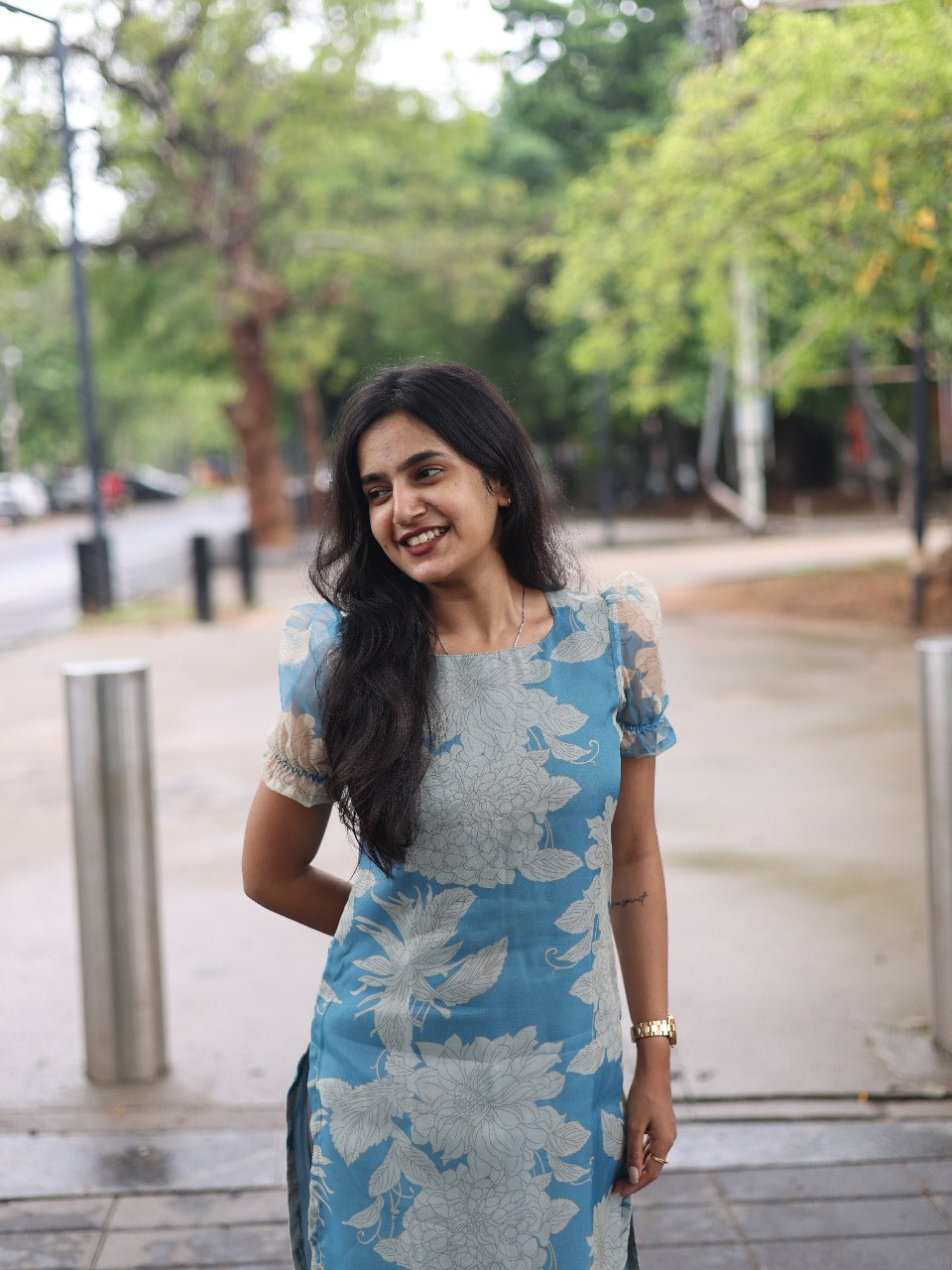 Blue organza Top with puff sleeves
