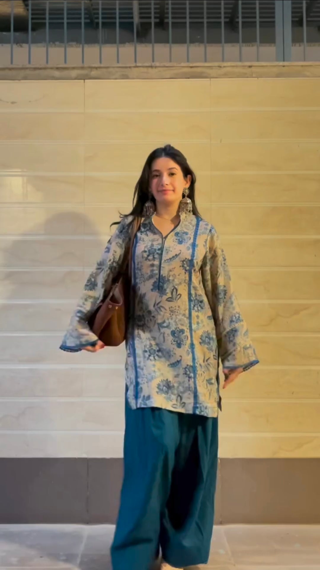 Elegant Printed floral and botanical Farshi Set