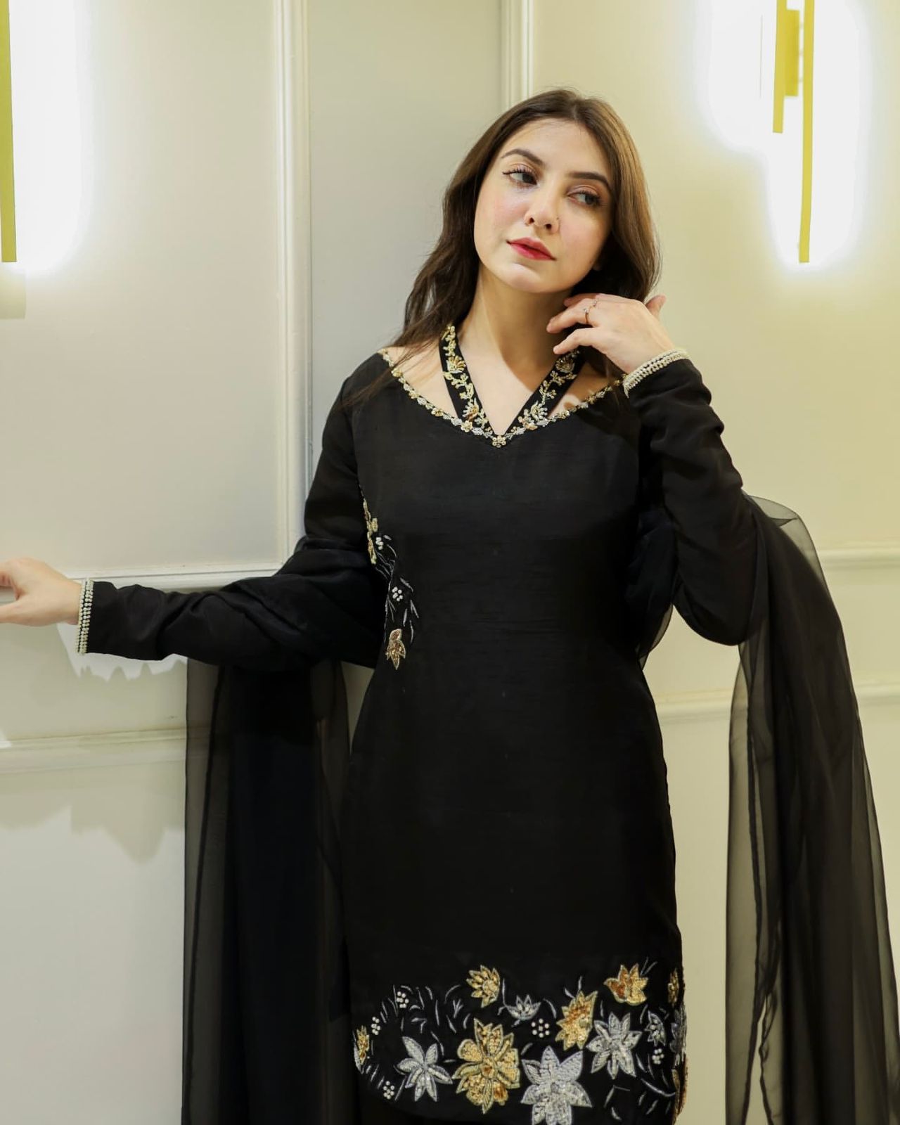 Natural Crep Silk Top-Bottom And Dupatta Set Fully Stitched