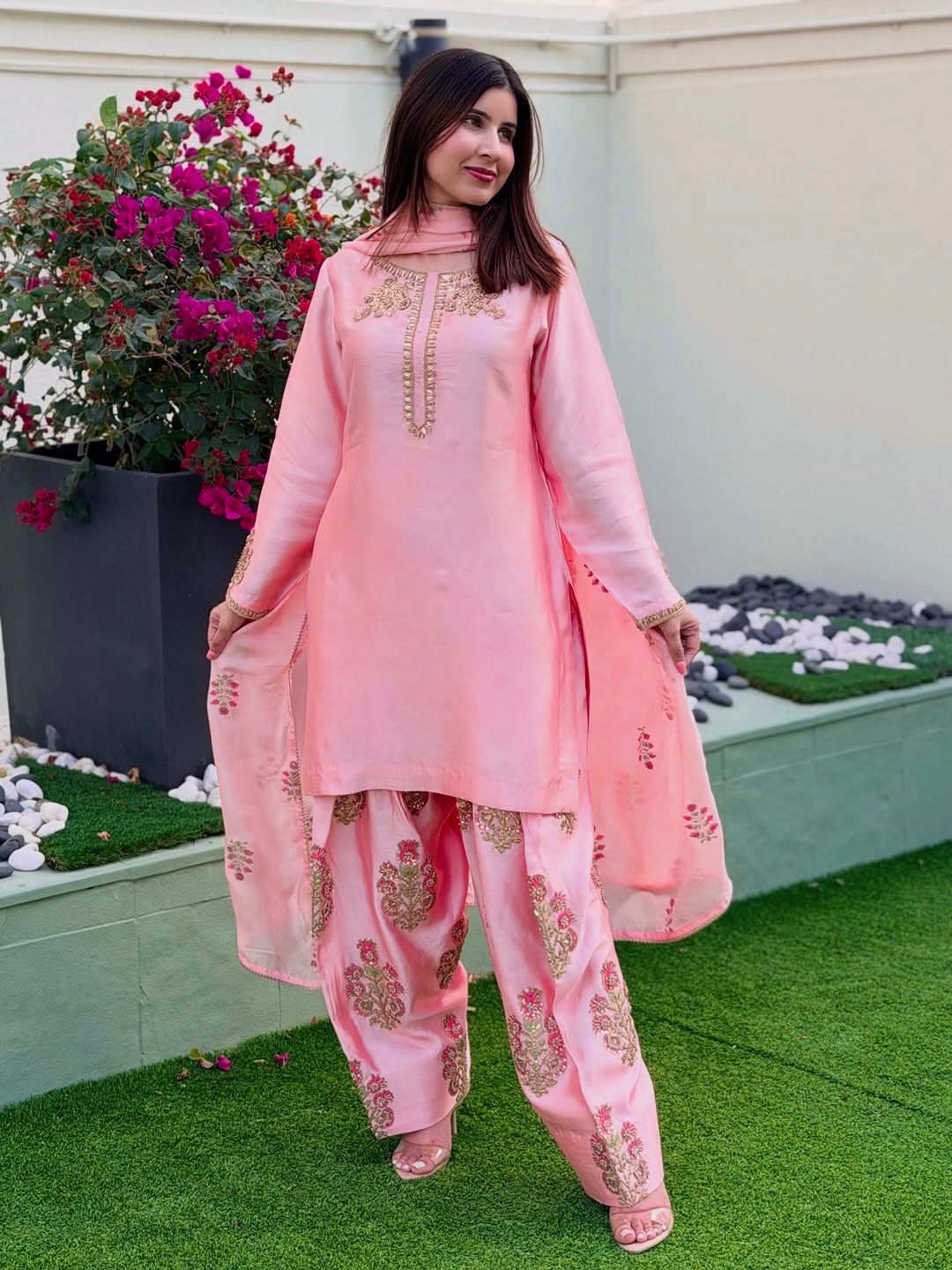Women’s Ethnic Wear Heavy creap Silk