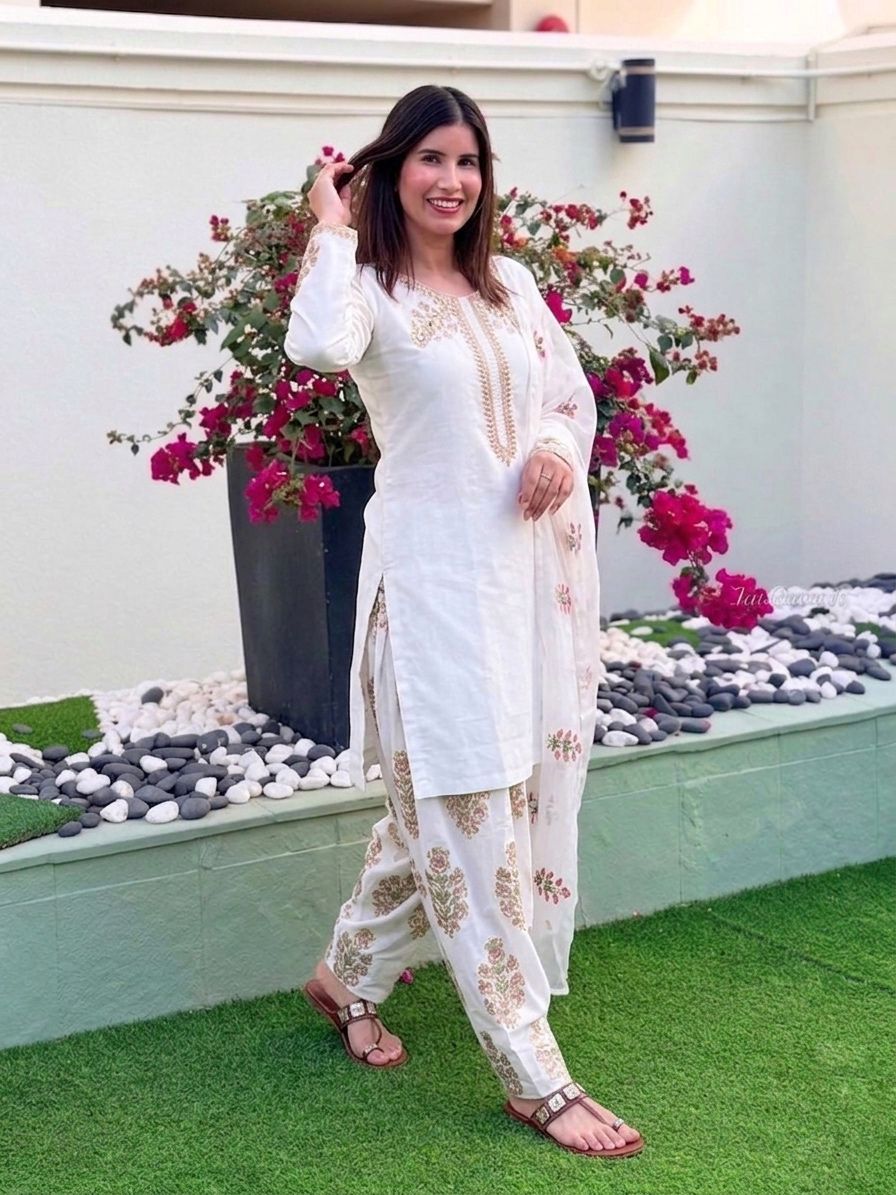 Women’s Ethnic Wear Heavy creap Silk