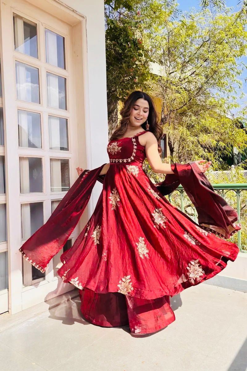 Pure Fendy 😍 Silk With Embroidery Sequence Work