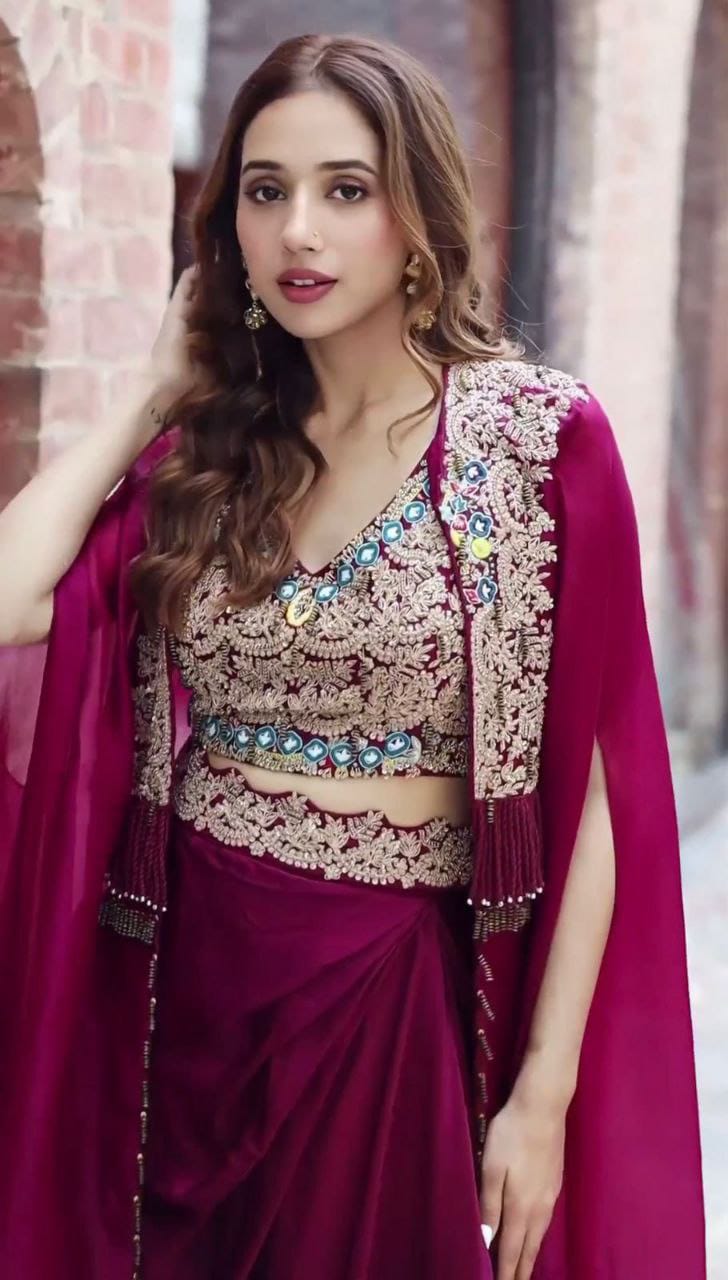 New Super Trending Party Wear Shrug with Sarara