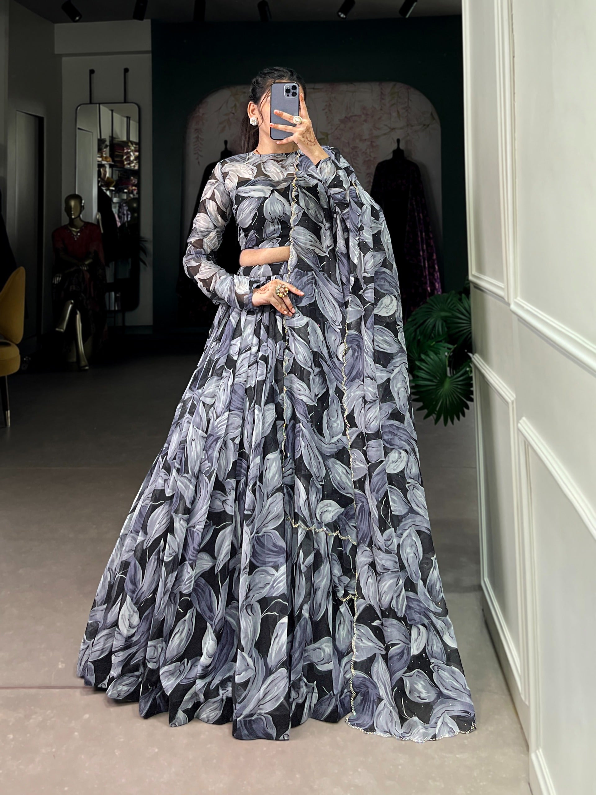 Glamorous, Graceful, And Glowing—Tabby Silk With Hotfix