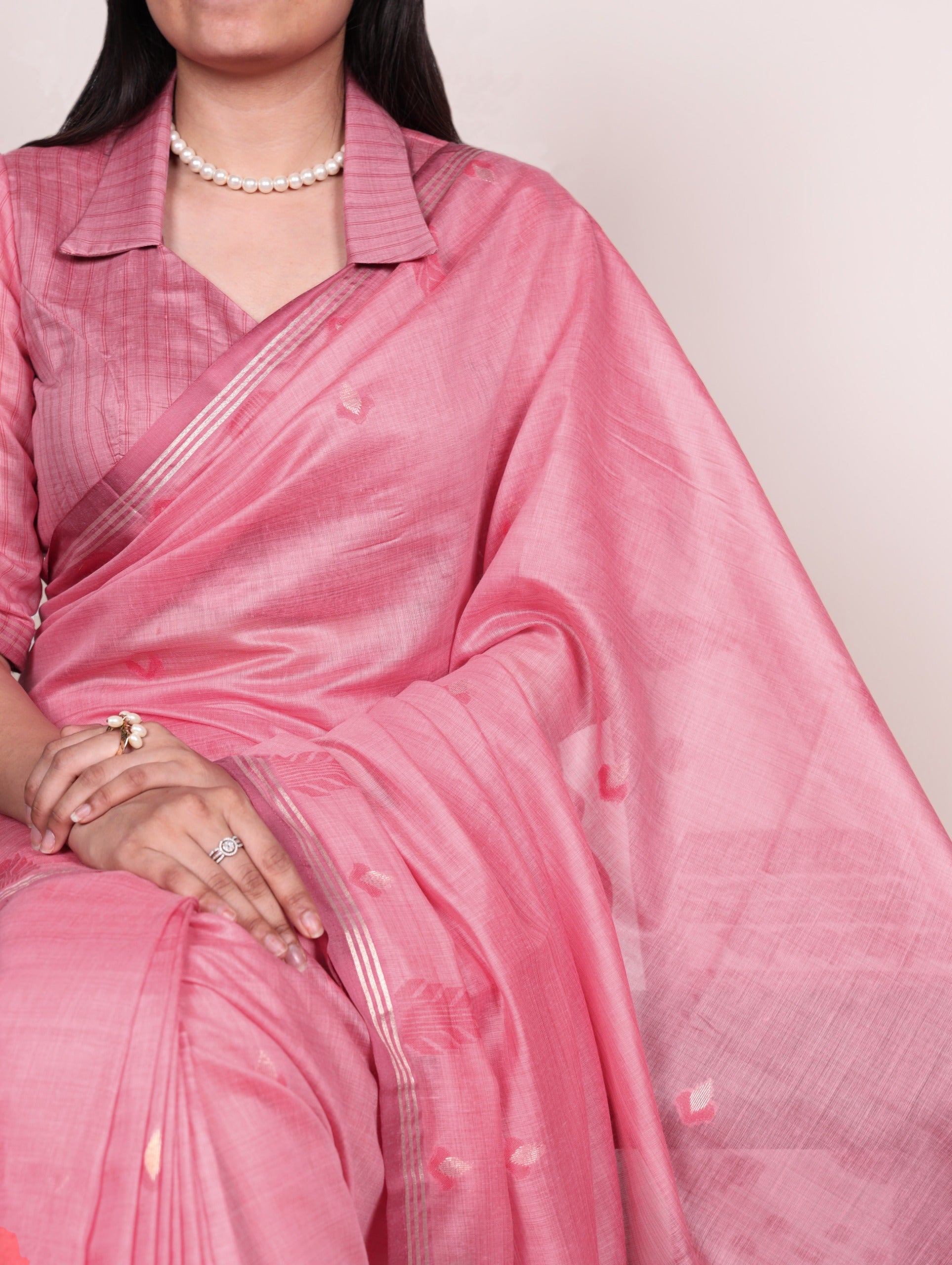 Lend Of Softness And Shine Traditional Zari Weaving Sarees