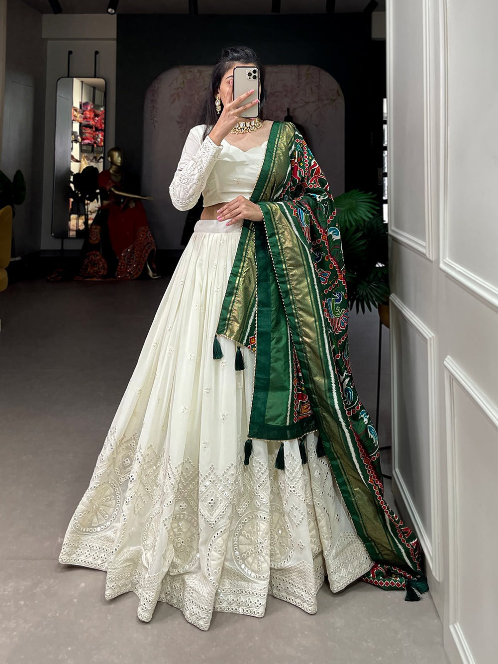 Elegance With This Beautiful Lucknowi Paper Mirror Work Lehenga