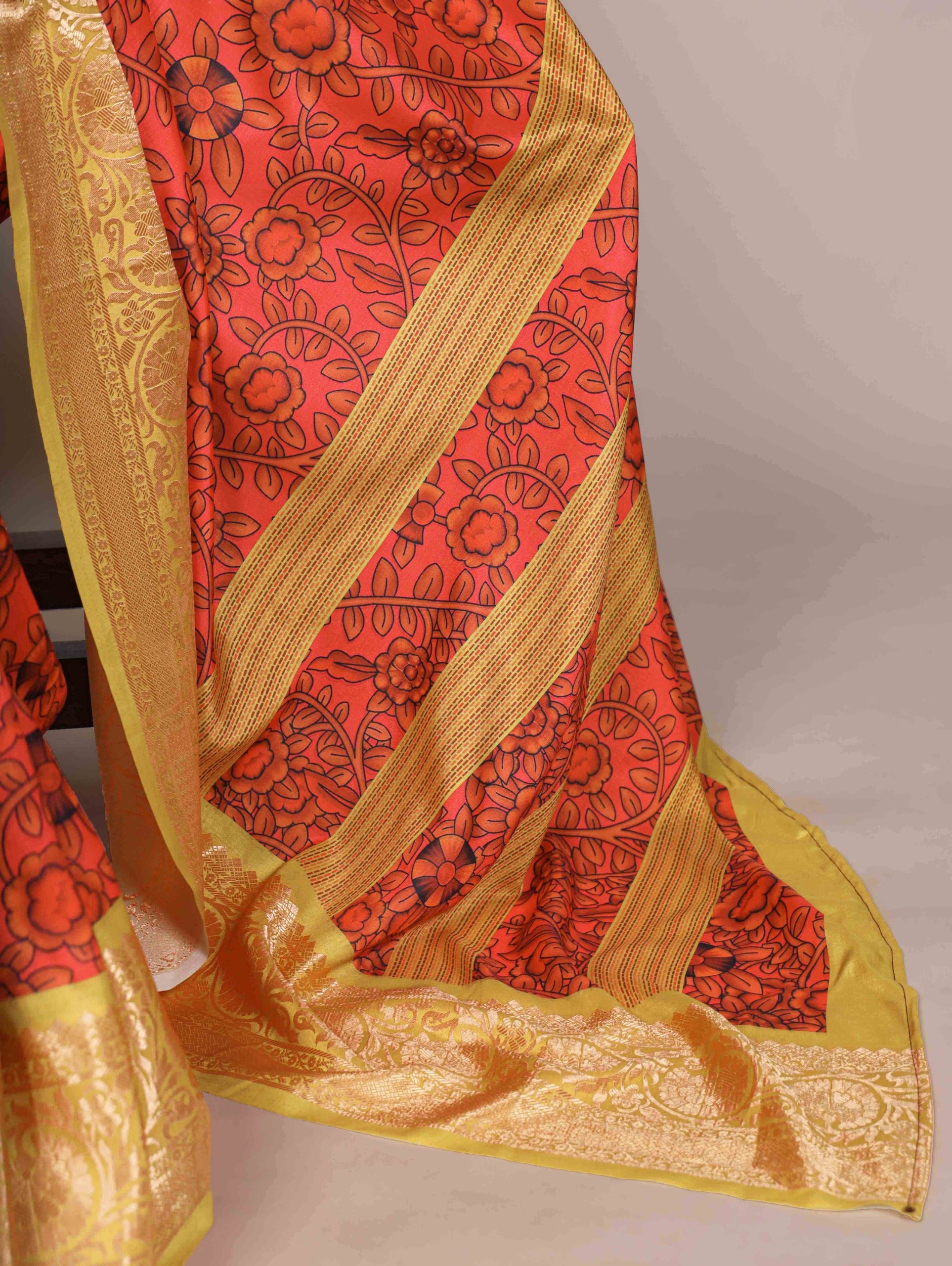 Chandni elegance with this stunning Tasar Silk saree