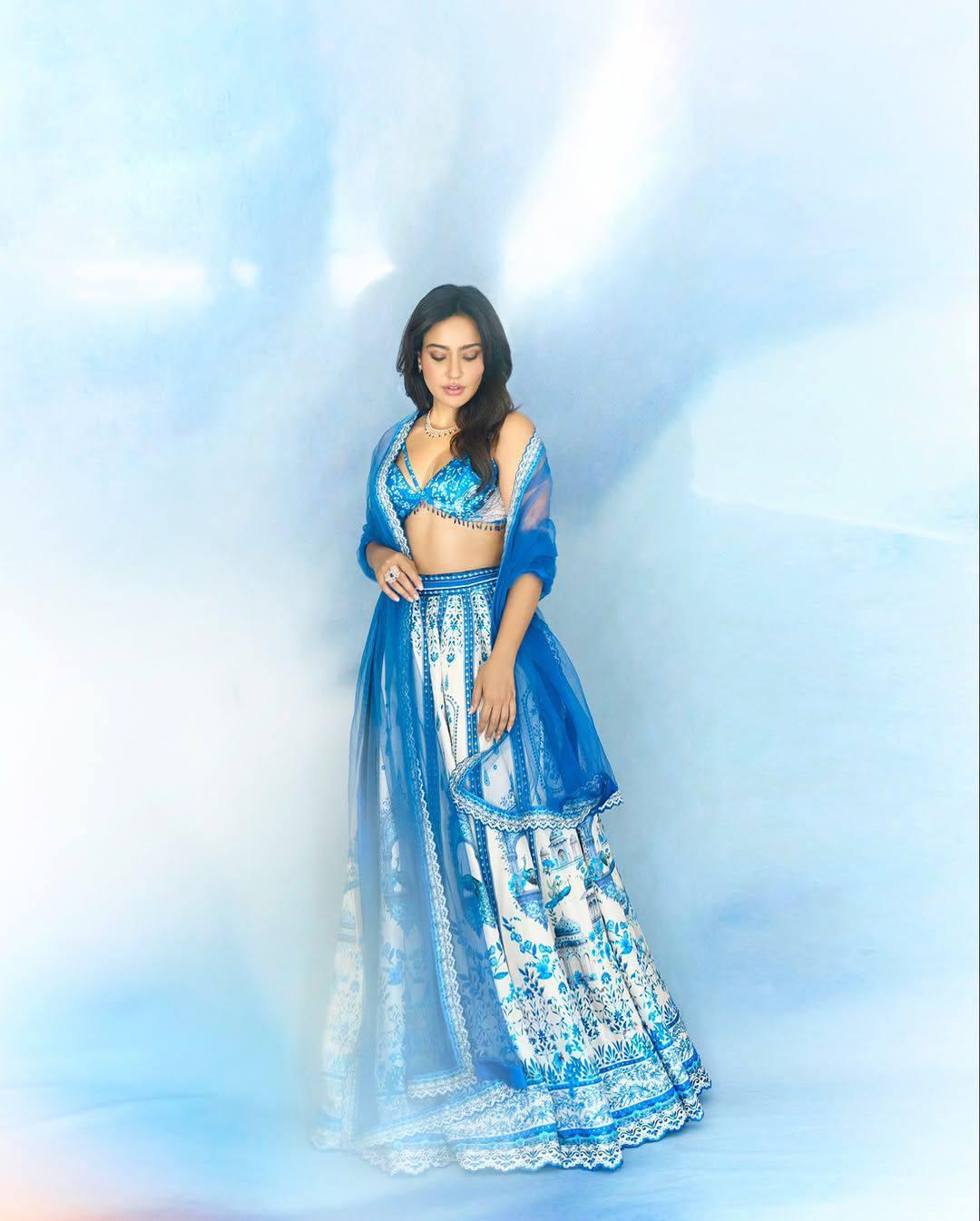 MINU TRENDING PARTYWEAR   LEHENGA CHOLI
