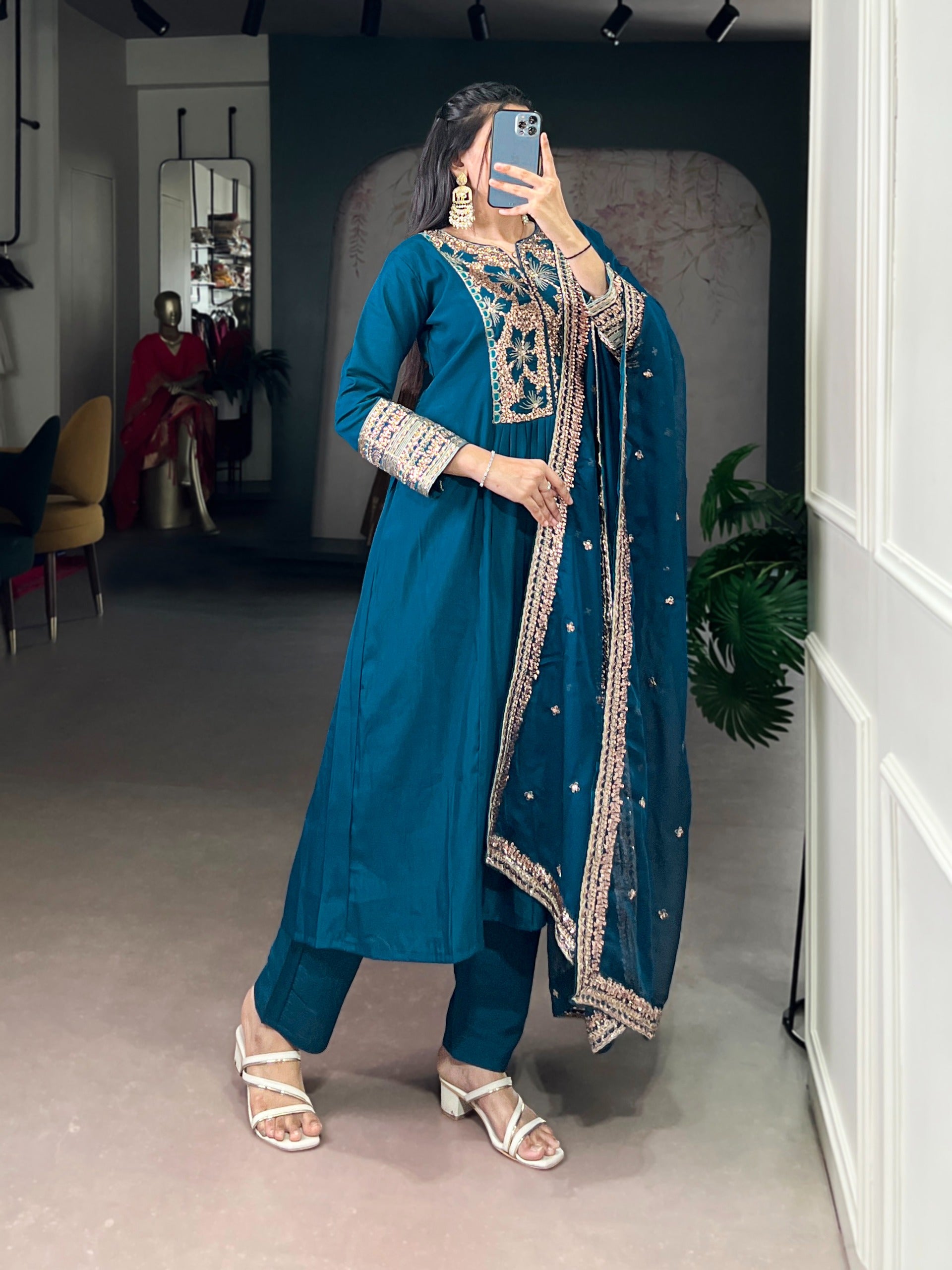 Smooth Fall of Roman Silk Ethnic Dress