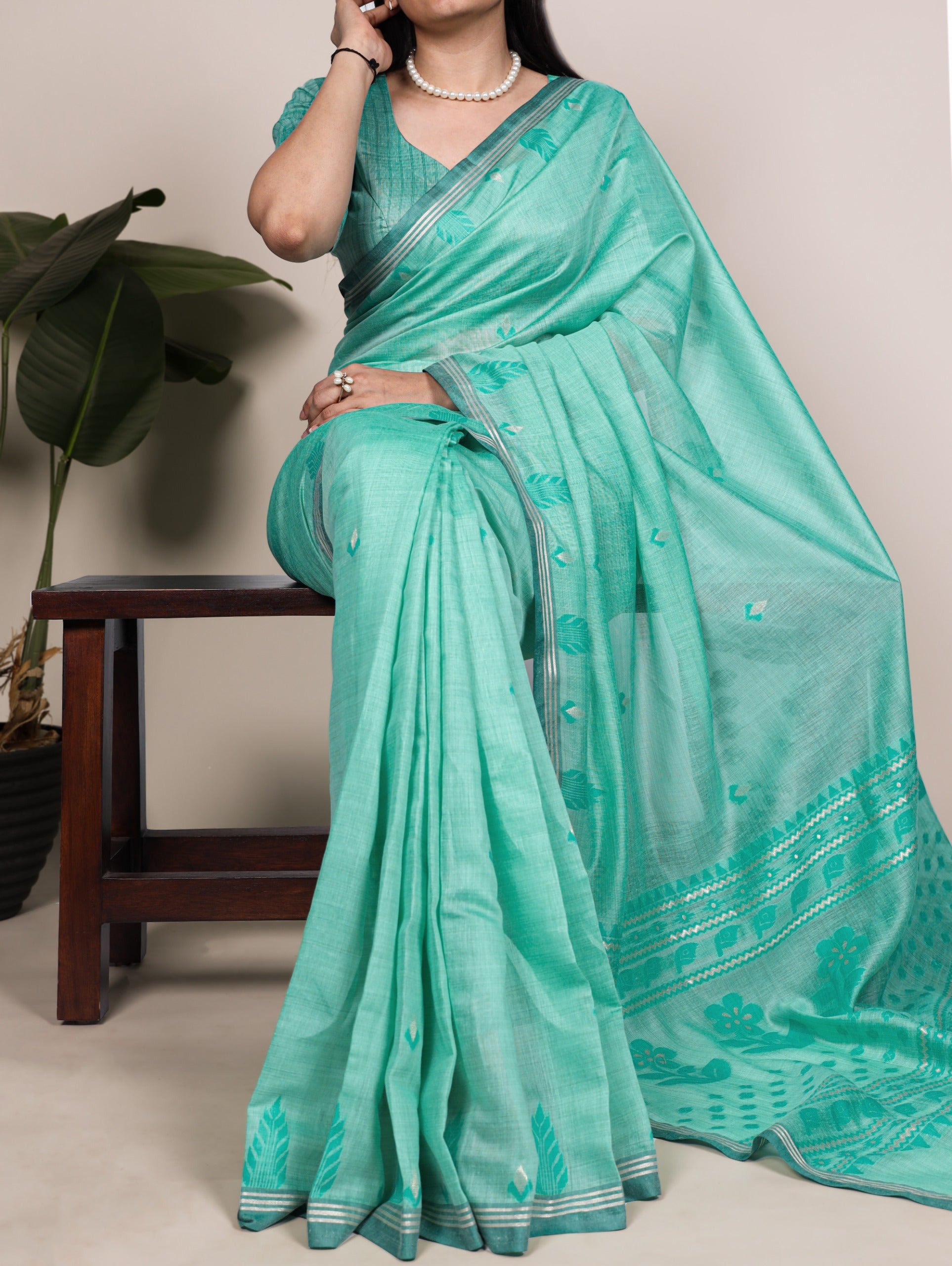 Lend Of Softness And Shine Traditional Zari Weaving Sarees